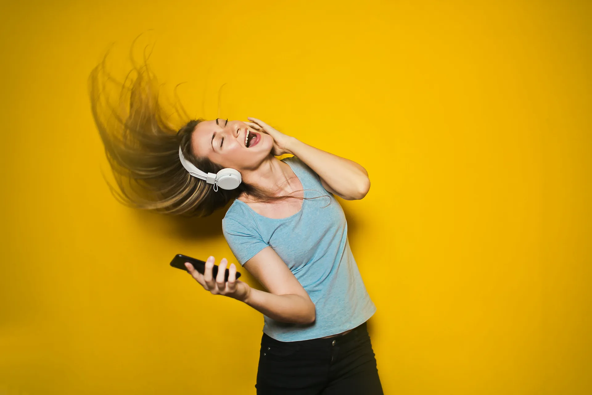 Music: The Upside of Listening While You Work and a Properly Playlist